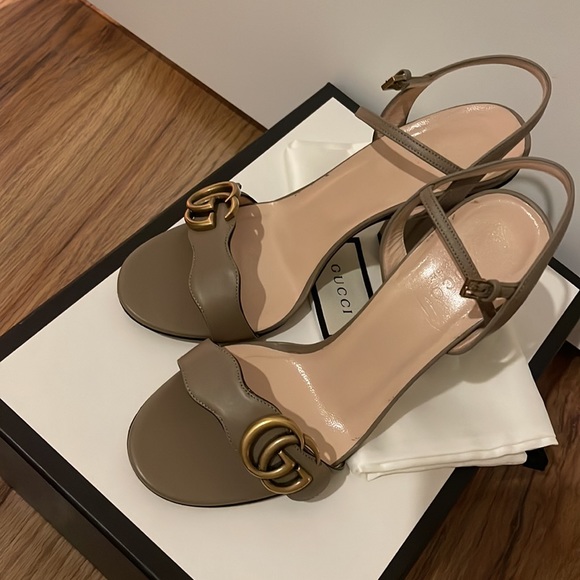 Gucci Marmont Leather Sandal 37.5 - Picture 2 of 6